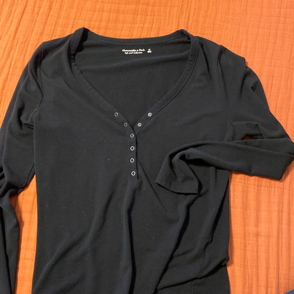 Abercrombie & Fitch basic henley long sleeve